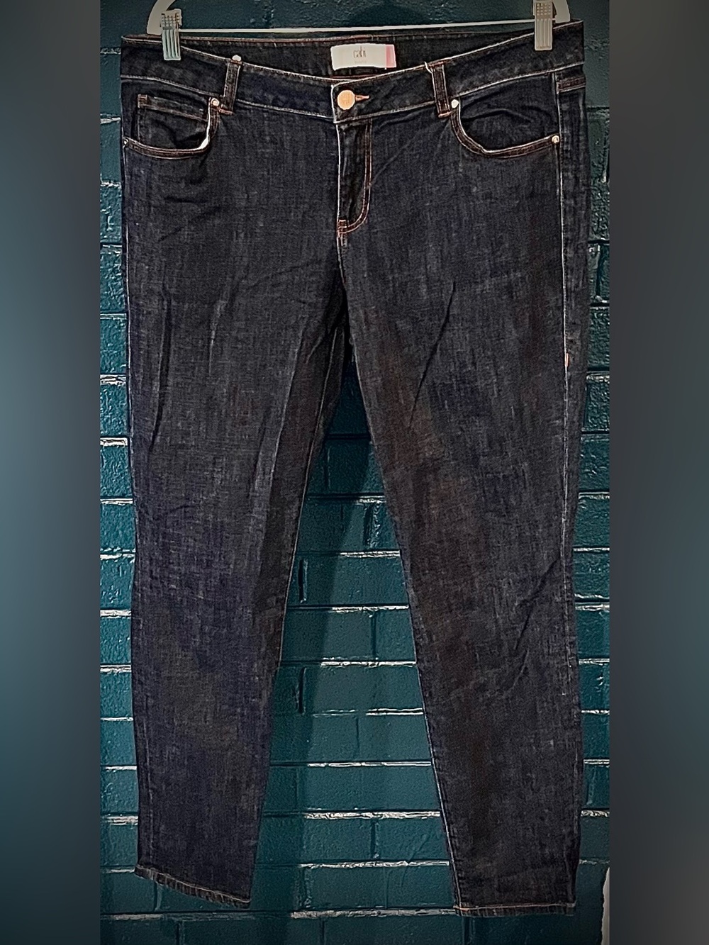 Dark Wash Women's Jeans - Classic Slim Fit